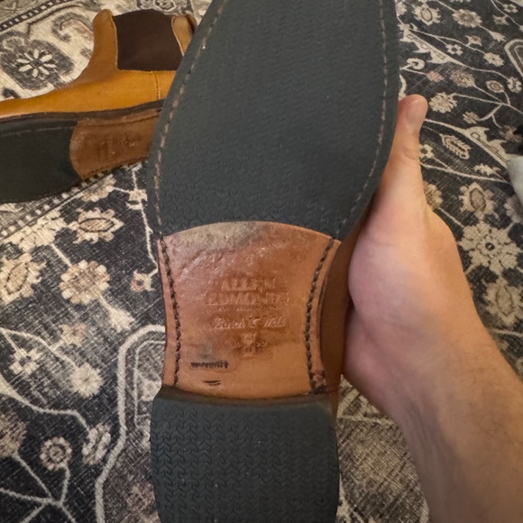 Allen Edmonds Chelsea Boots 10 1/2 D main image 8